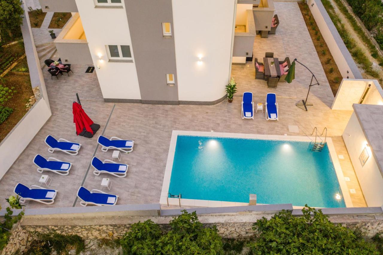 Villa Jana Luxury Apartments Novalja Bagian luar foto
