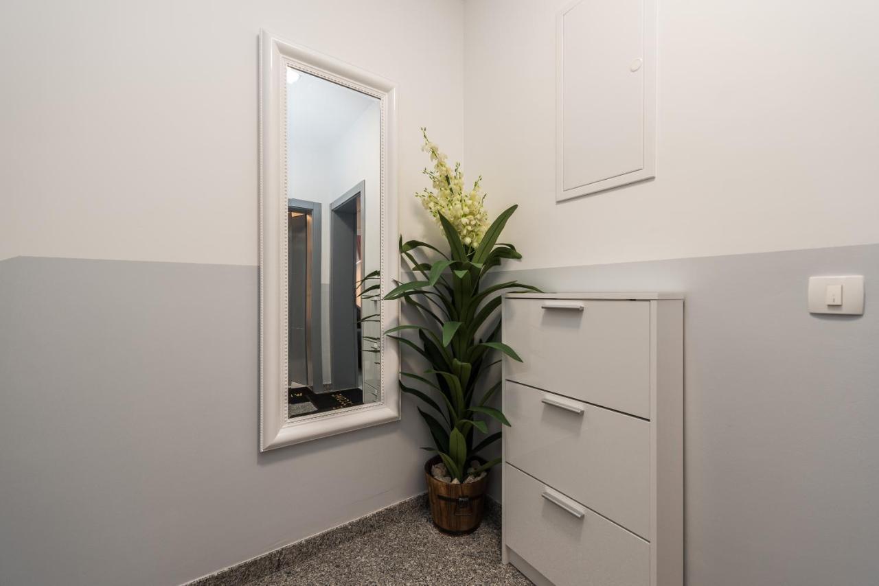 Villa Jana Luxury Apartments Novalja Bagian luar foto