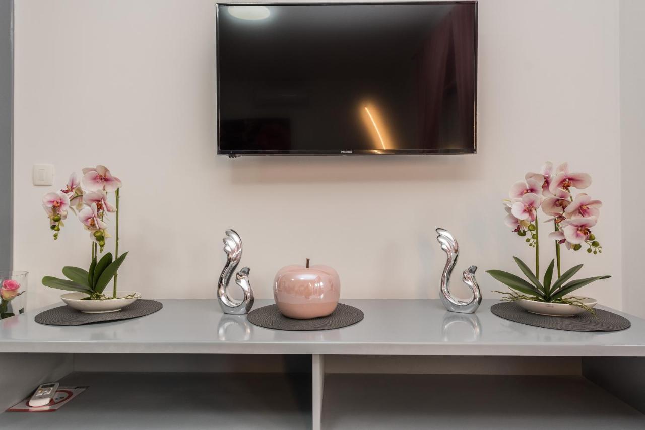 Villa Jana Luxury Apartments Novalja Bagian luar foto